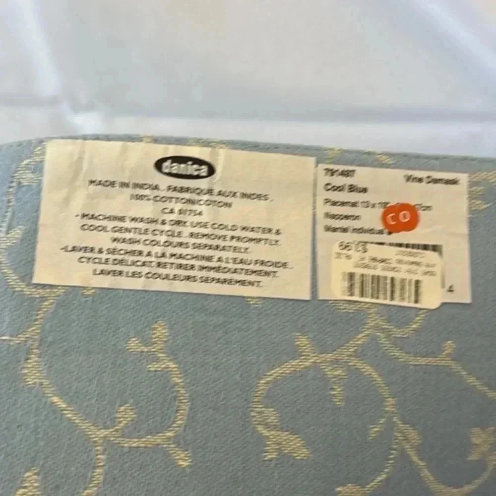 NWT Danica ‘Vine Damask’ Placemats in Cool Blue Set of 4 13” x 19”